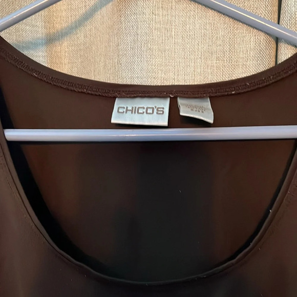 Chicos microfiber tank excellent condition Chico size 2/women 10–14 chocolate - Picture 2 of 3